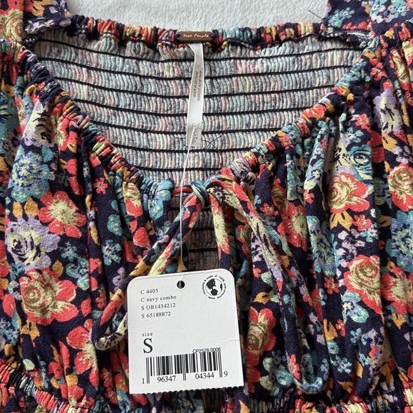 NWT FREE PEOPLE ‘Show Me Love’ Linen Blend Floral Romper Jumpsuit - Picture 3 of 14